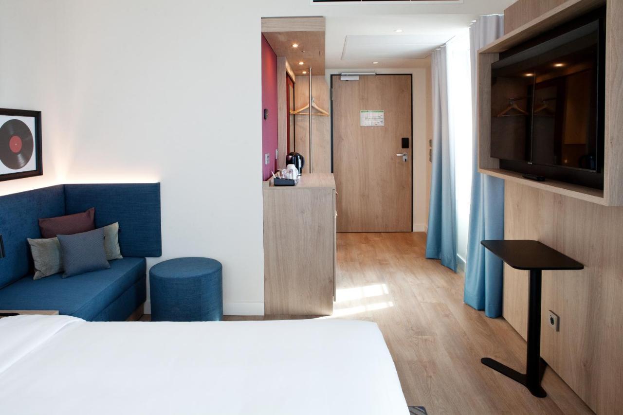 Hotel Hampton By Hilton Ratisbonne Extérieur photo